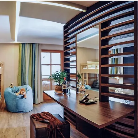 Familienresort Ellmauhof - Feriengut 4*