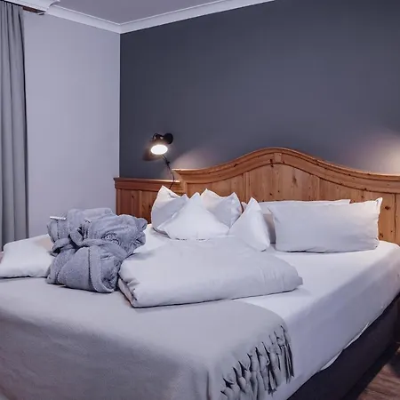 Familienresort Ellmauhof - Feriengut Saalbach