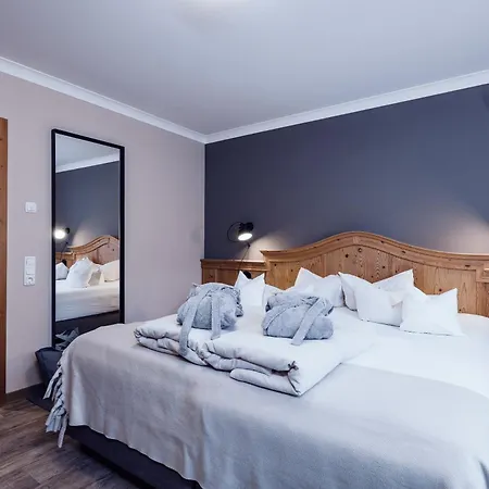 Hotel Familienresort Ellmauhof - Feriengut 4*