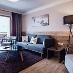 Hotel Ellmauhof - Generationenresort Saalbach-Hinterglemm