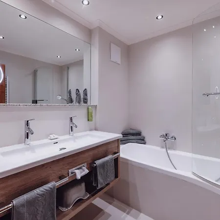 فندق Ellmauhof - Generationenresort سالباخ هينترغليم