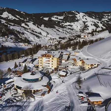 Hotel Ellmauhof - Generationenresort