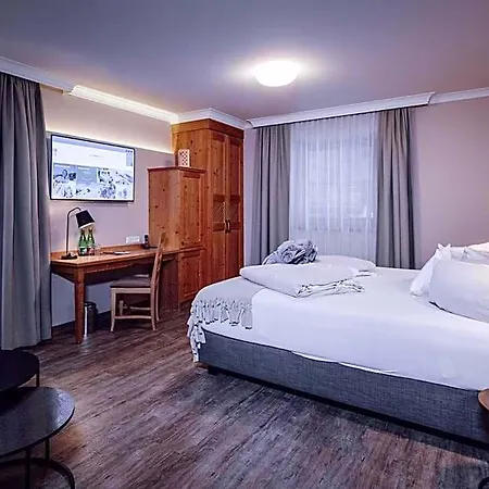 Ellmauhof - Generationenresort Ξενοδοχείο 4*