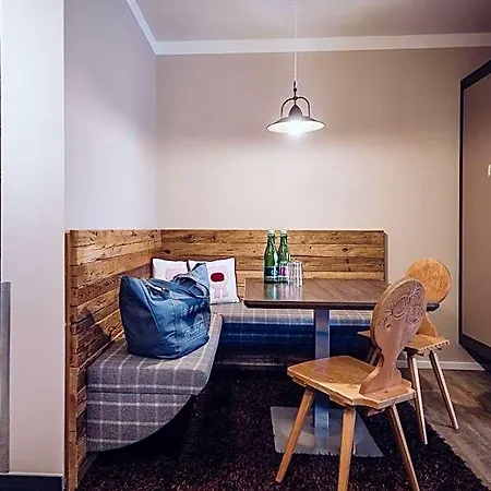 Ellmauhof - Generationenresort 4*