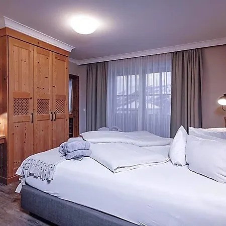 Ellmauhof - Generationenresort 4*