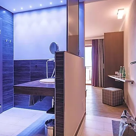 Ellmauhof - Generationenresort 4*