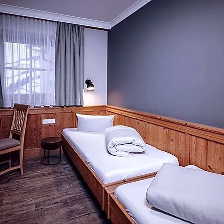 فندق Ellmauhof - Generationenresort سالباخ هينترغليم