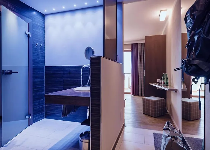 Ellmauhof - Generationenresort Hotell Saalbach-Hinterglemm