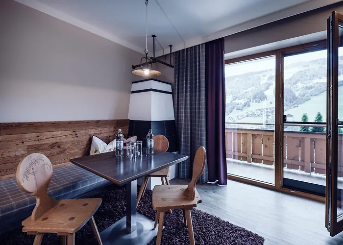 Ellmauhof - Generationenresort Hotell 4*