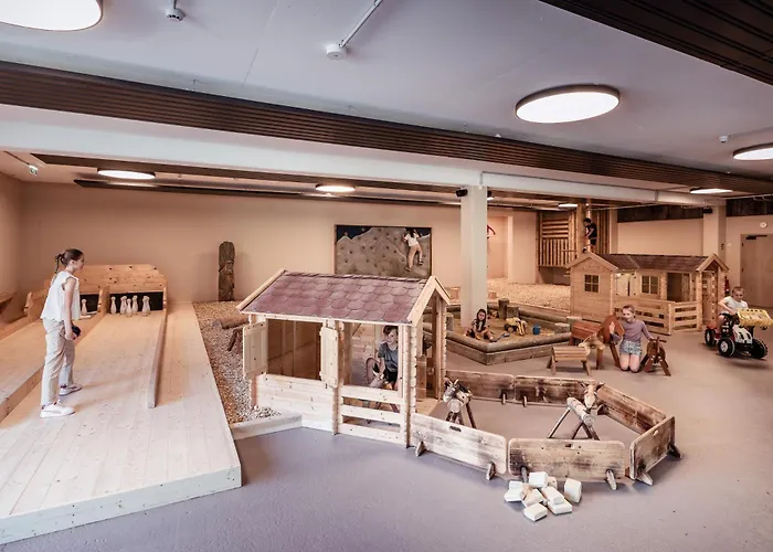 Ellmauhof - Generationenresort 4*