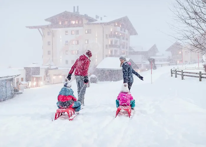 Ellmauhof - Generationenresort 4*