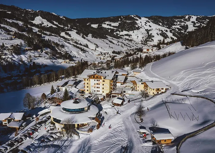 Hotell Ellmauhof - Generationenresort
